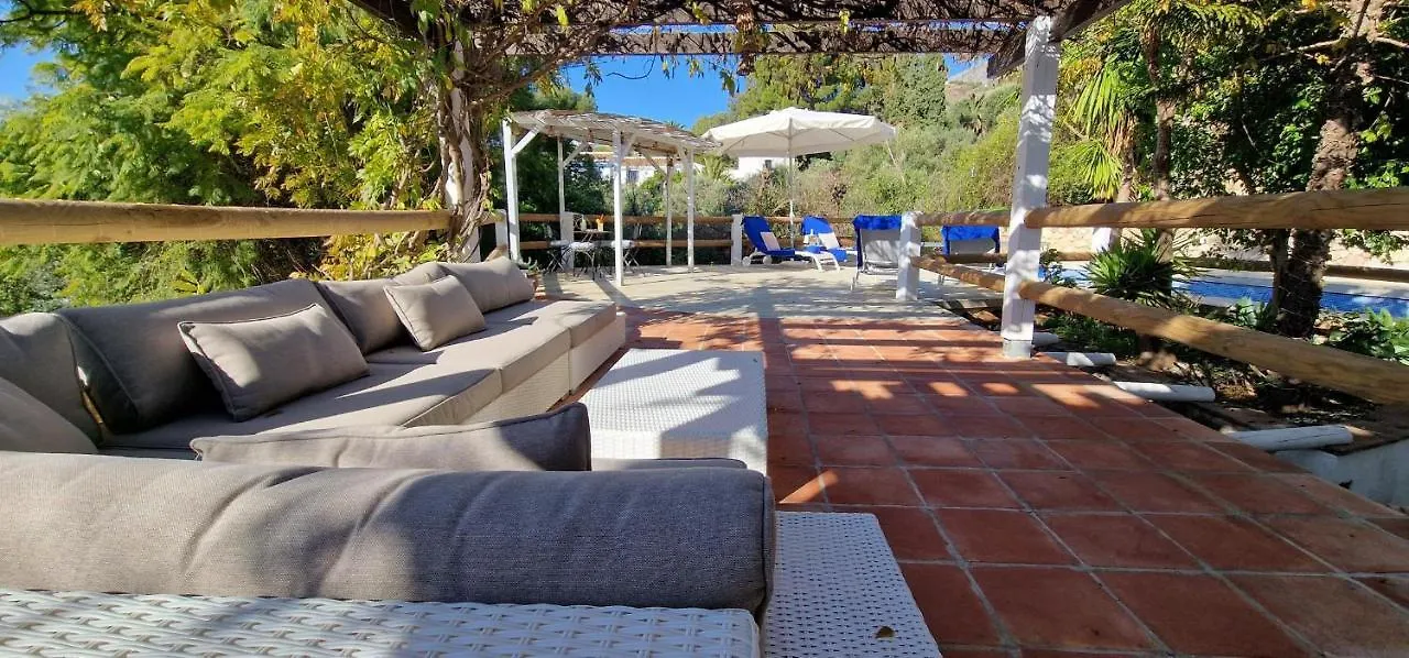 Finca La Yedra In La Alqueria Malaga