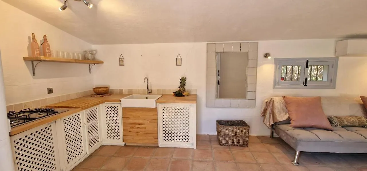 Finca La Yedra In La Alqueria Malaga